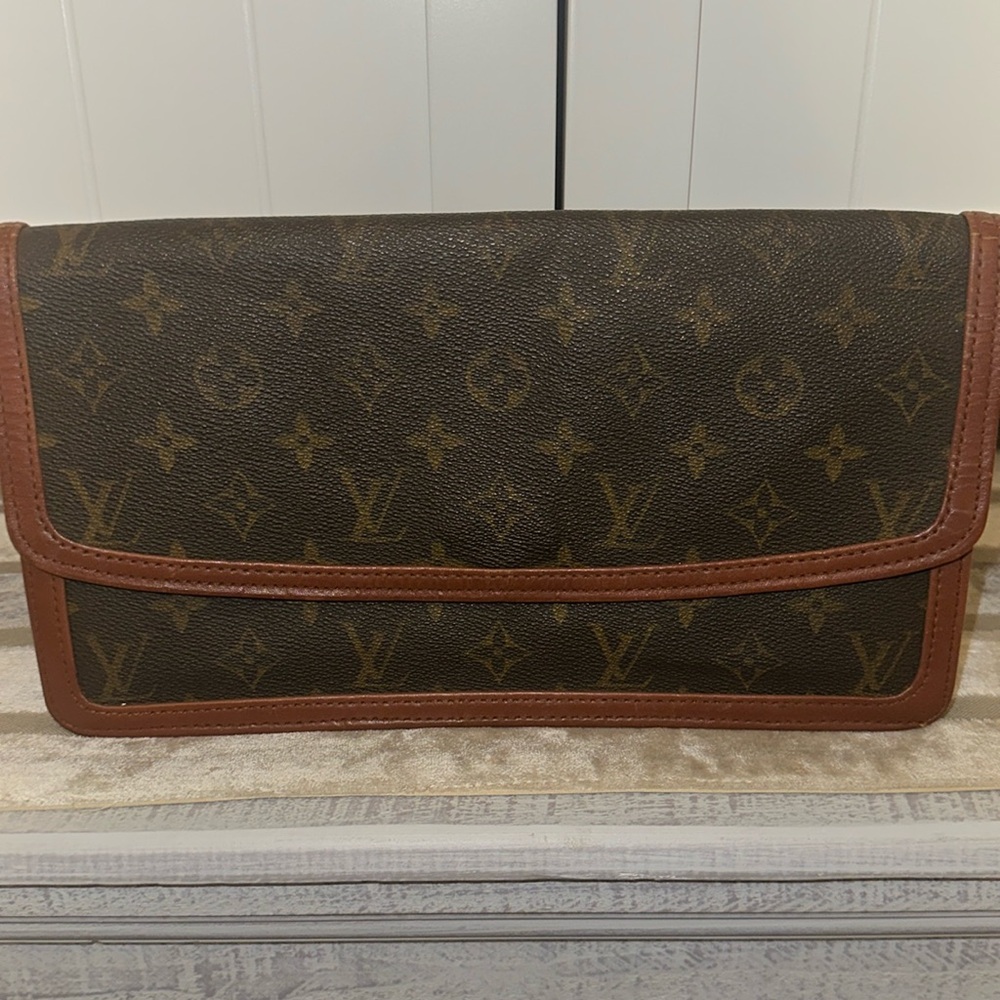 Louis Vuitton authentic clutch vintage